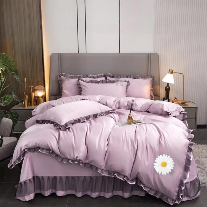 Kuchi (Frilled) Design Premium Bed Sheet Set